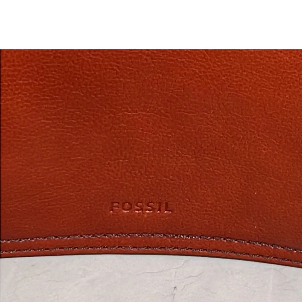 Fossil Women’s Skylar Leather Shoulder/Satchel/Handbag - Picture 2 of 8